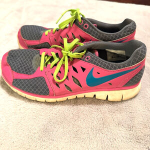 Nike Flex Sneakers Womens Size 8.5 2013 Run Running Mesh Tennis Shoes Pink